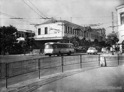 Прикрепленное изображение: 39 ул.Некрасова - пр.Кирова - ул.К.Маркса.jpg